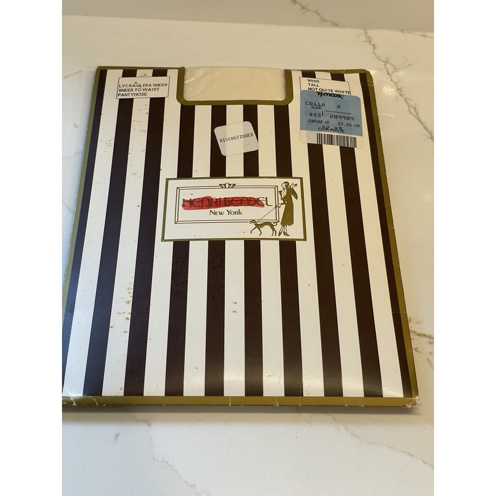 Vintage Henri Bendel Not Quite White/Ivory Tall Pantyhose Stockings Hoisery New